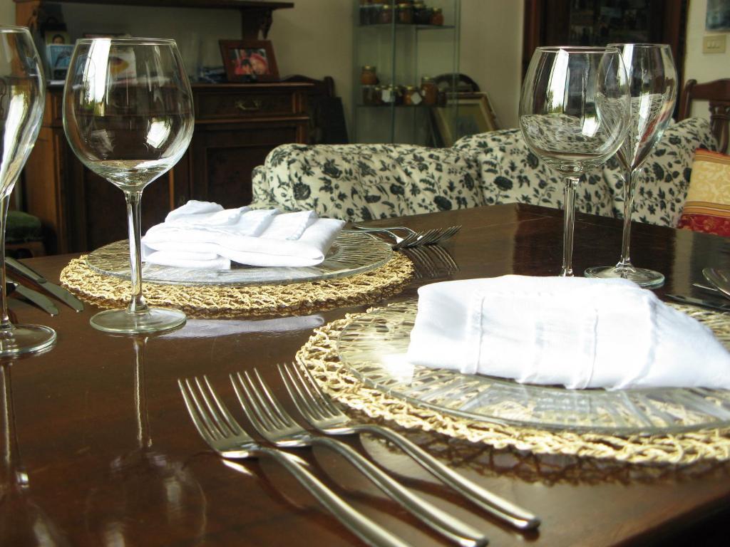 Gourmet B&B Giglio Bianco Флоренция Экстерьер фото
