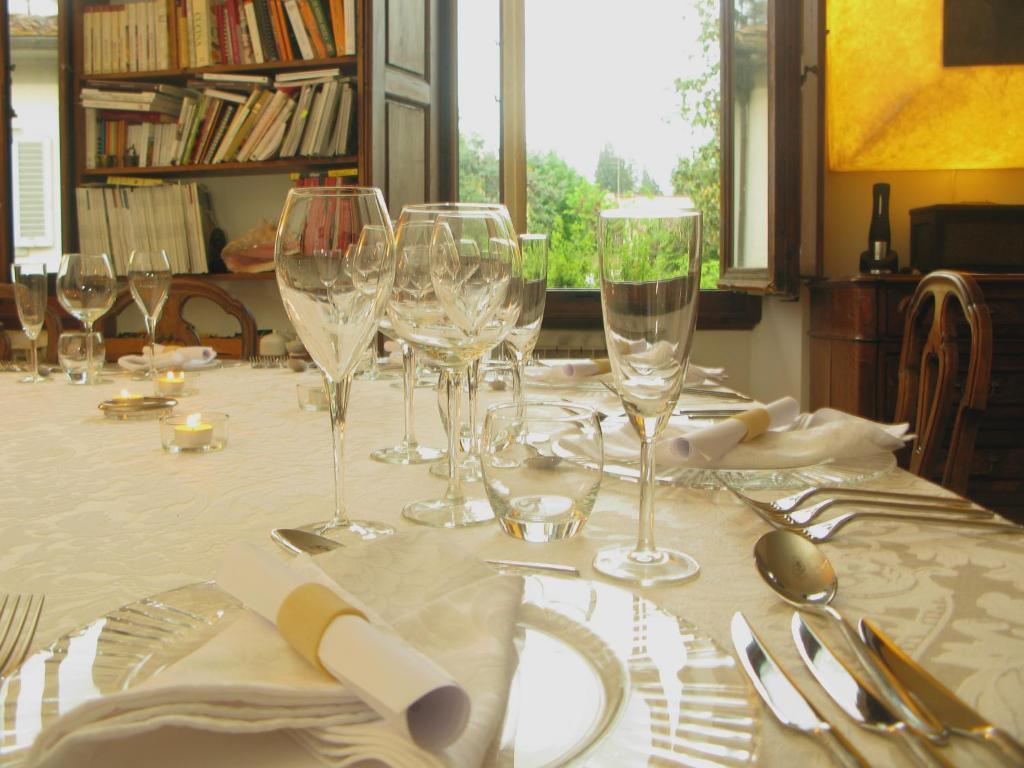 Gourmet B&B Giglio Bianco Флоренция Экстерьер фото